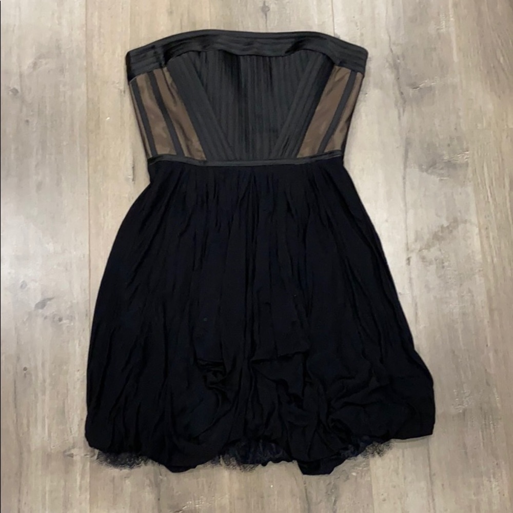 NWOT BCBG Sz. 0 dress - black